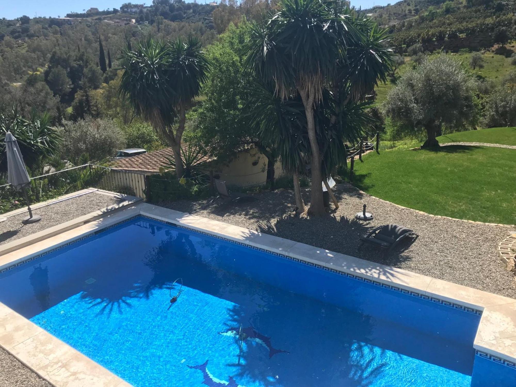 Penthouse Apartment, Cortijo Fruitful Hills Малага Экстерьер фото